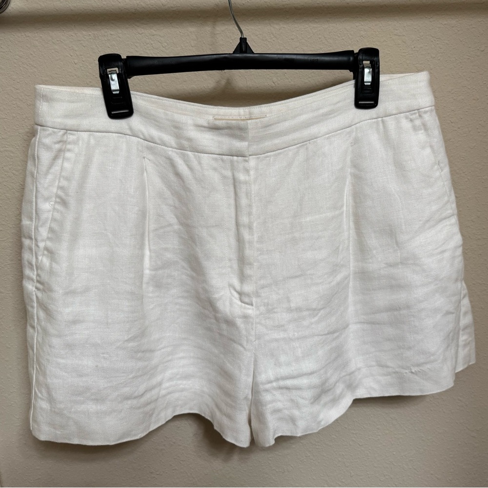Elegant White Women's Shorts